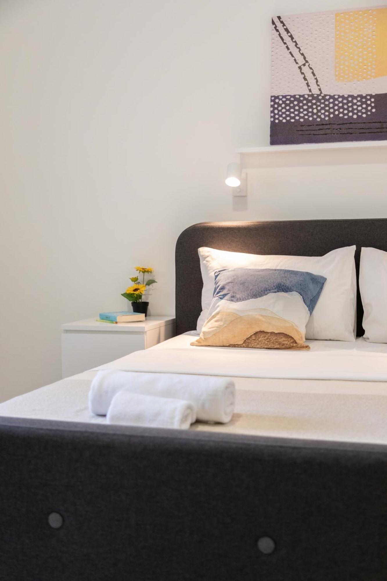 Bright And Modern Apartments In City Center Zagreb Exterior foto